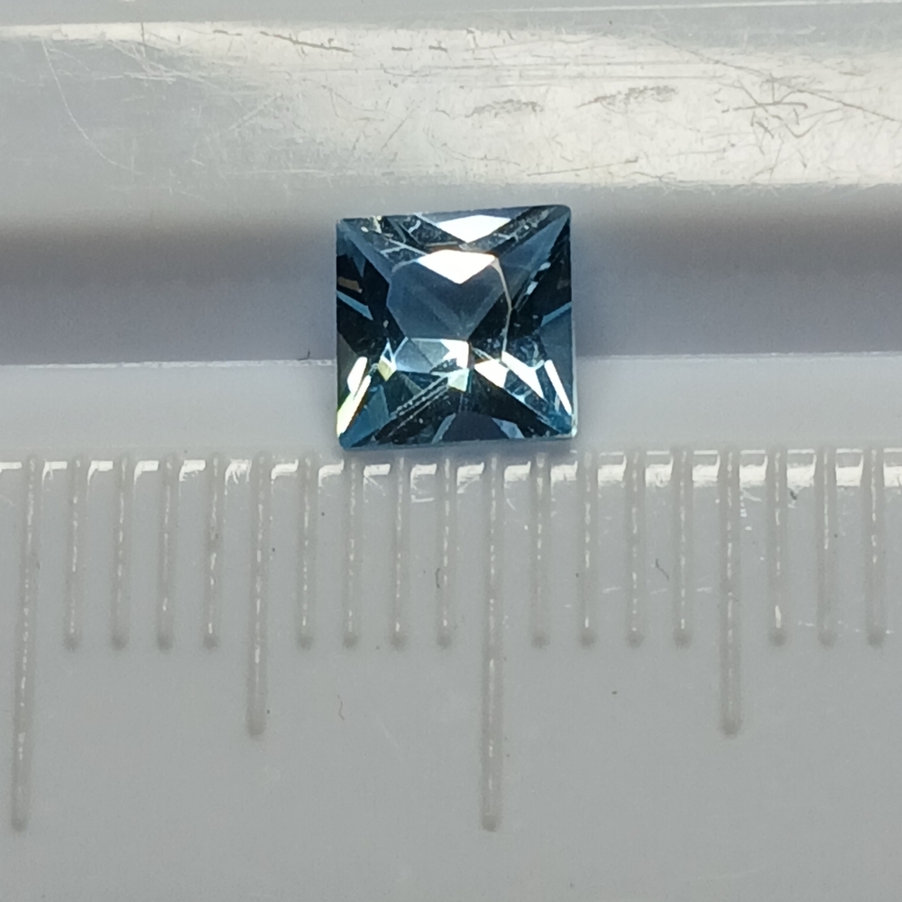 Princess Cut Blue Topaz Gemstone 5mm